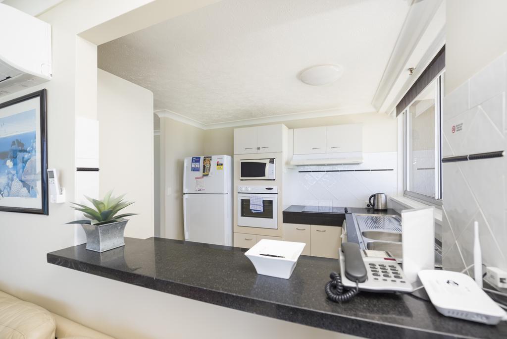 One-Bedroom Apartment with Balcony