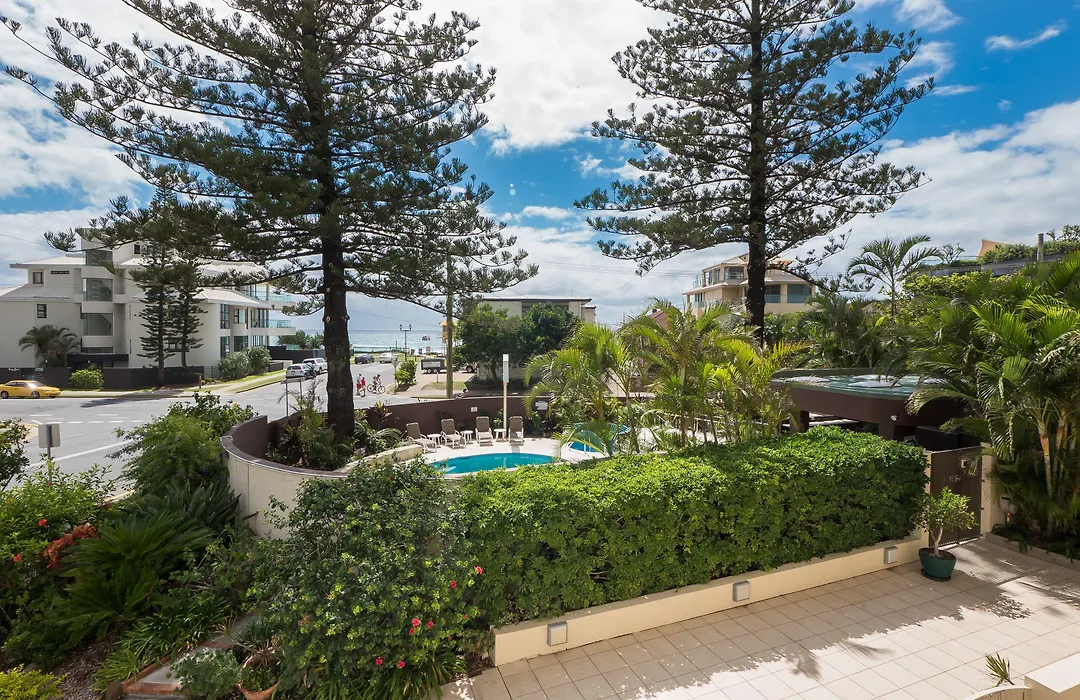 Norfolk Luxury Beachfront Apartments Gold Coast-1