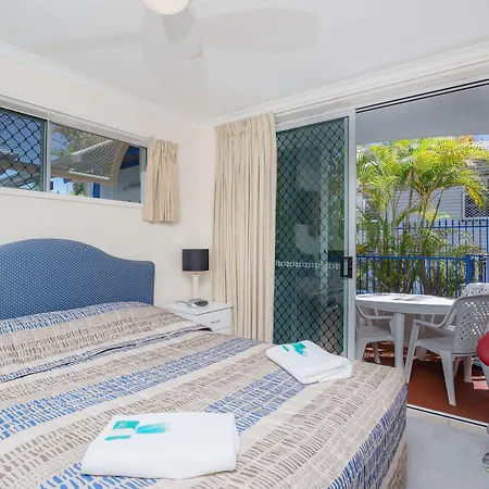 Surfers Beach Resort One-3